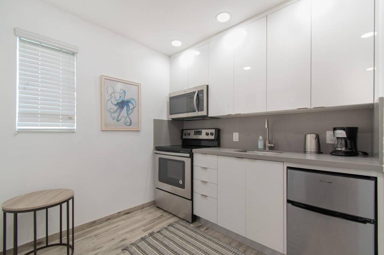 Lovely 1Br W Parking Space & Walk To The Beach #7 Hollywood Exterior photo